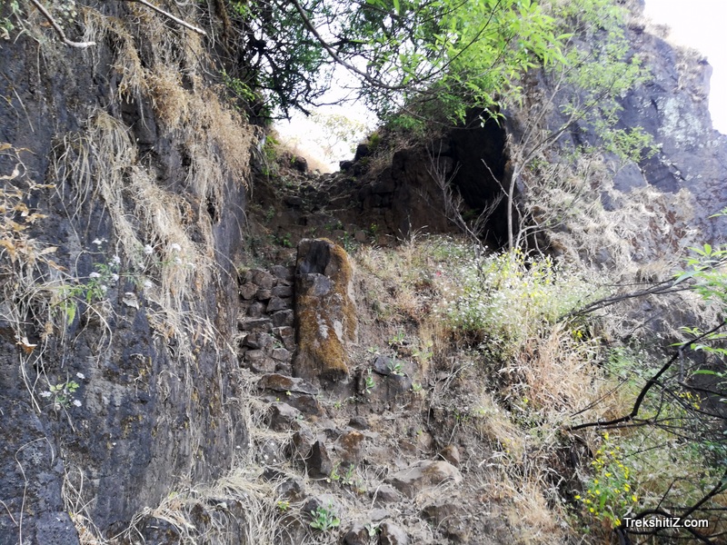 Madhu makarandgad